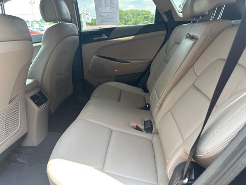 Used 2017 Hyundai Tucson SE Plus FWD image 18