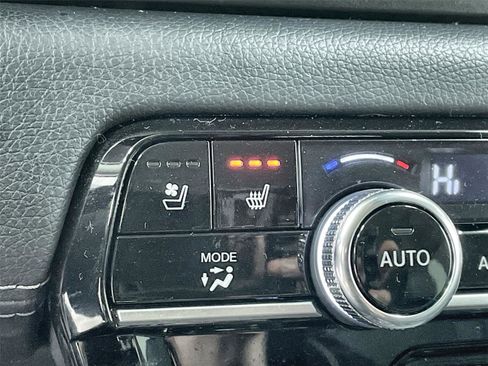 Certified 2024 Honda Pilot Elite image 14