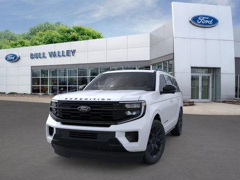 New 2025 Ford Expedition Platinum w/ Stealth Performance Package image 4