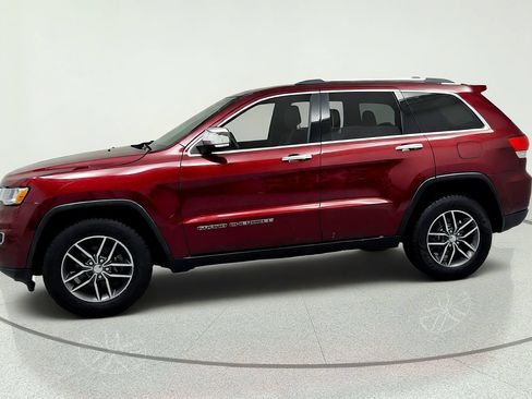 Used 2018 Jeep Grand Cherokee Limited AWD/4WD image 2