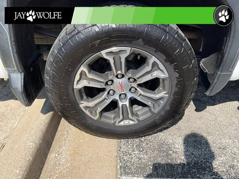 Used 2019 GMC Sierra 1500 SLE w/ SLE Value Package AWD/4WD image 7