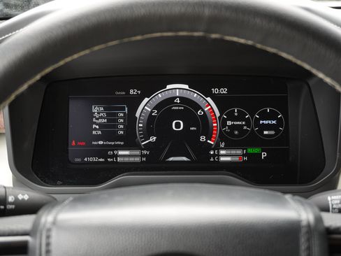 Used 2024 Toyota Sequoia Capstone AWD/4WD image 21