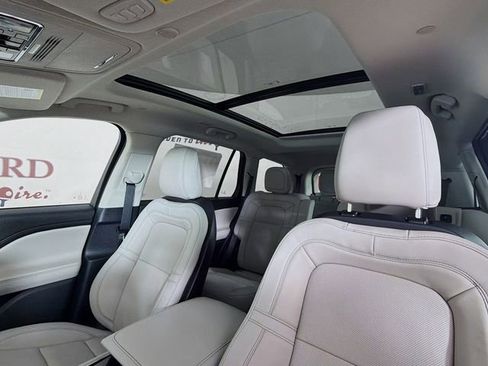 New 2026 Lincoln Aviator Reserve RWD image 24