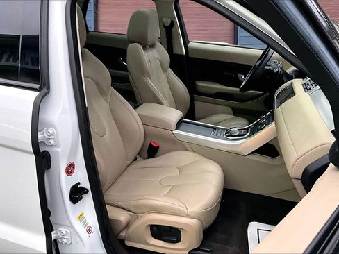 Used 2013 Land Rover Range Rover Evoque Pure Premium image 7