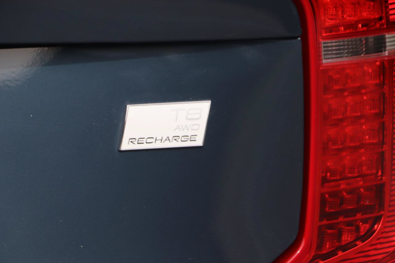 Used 2024 Volvo XC90 T8 Ultimate w/ Protection Package Premier AWD/4WD image 5
