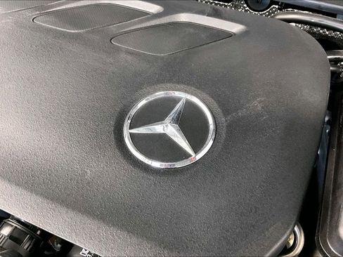 New 2026 Mercedes-Benz GLB 250 image 17