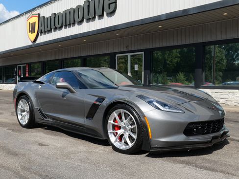 Used 2015 Chevrolet Corvette Z06 w/ Z07 Performance Package image 63