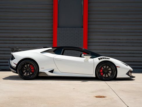 Used 2015 Lamborghini Huracan LP 610-4 AWD/4WD image 6