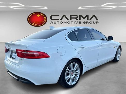 Used 2019 Jaguar XE Premium RWD image 5