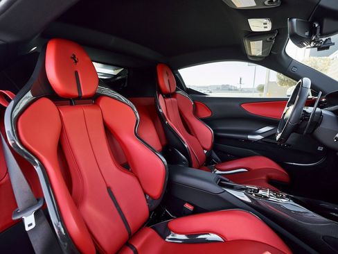 Used 2022 Ferrari SF90 Stradale image 48