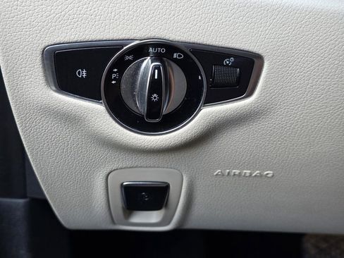 Used 2018 Mercedes-Benz E 300 w/ Premium 1 Package image 25