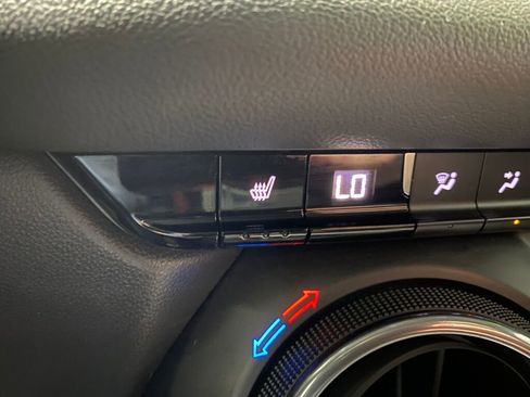 Used 2020 Chevrolet Blazer LT image 14