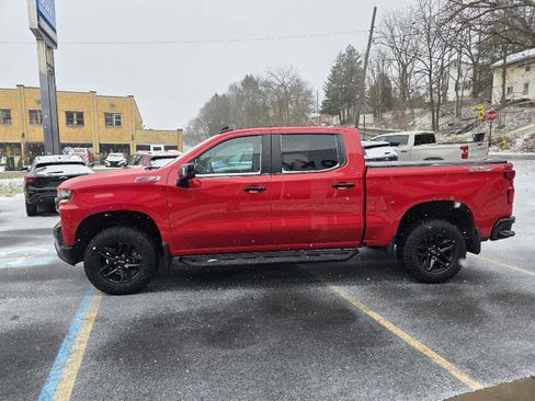 Used 2021 Chevrolet Silverado 1500 LT Trail Boss w/ Convenience Package II image 5