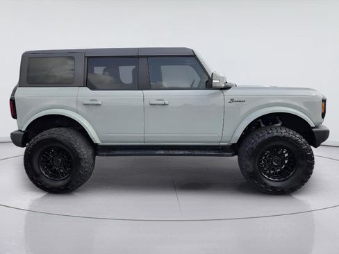 Used 2024 Ford Bronco Outer Banks AWD/4WD image 4