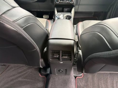 Used 2023 Ford Escape ST-Line Select AWD/4WD image 44