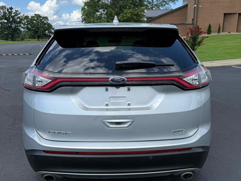 Used 2018 Ford Edge SEL w/ Equipment Group 201A FWD image 8