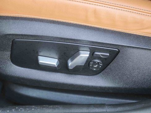 Certified 2023 BMW 530e 530e w/ Convenience Package image 18