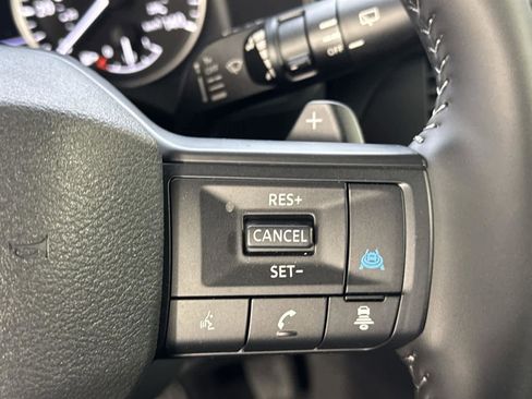 Used 2026 Nissan Rogue SV w/ SV Premium Package image 25