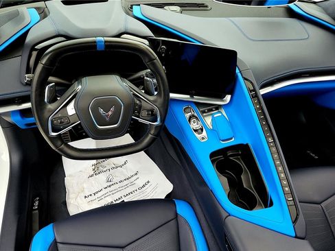 Used 2023 Chevrolet Corvette Stingray Premium Conv w/ 3LT image 23