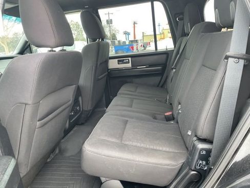 Used 2015 Ford Expedition XLT AWD/4WD image 9