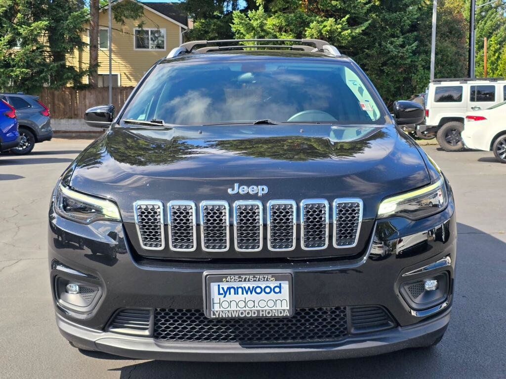 Used 2019 Jeep Cherokee Latitude w/ Cold Weather Group FWD image 8