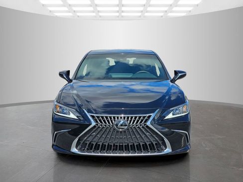 Used 2023 Lexus ES 350 w/ Premium Package image 2