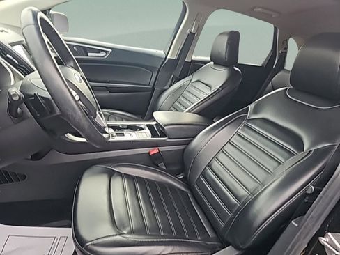 Used 2020 Ford Edge SEL w/ Cold Weather Package image 26