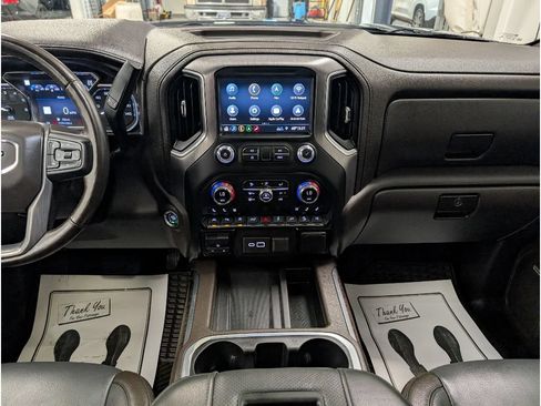 Used 2019 GMC Sierra 1500 Denali w/ Denali Ultimate Package AWD/4WD image 13
