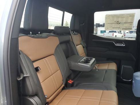 New 2026 Chevrolet Silverado 1500 High Country w/ Technology Package AWD/4WD image 27