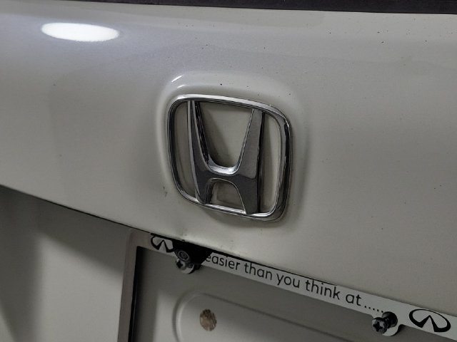 Used 2019 Honda Pilot Touring image 6
