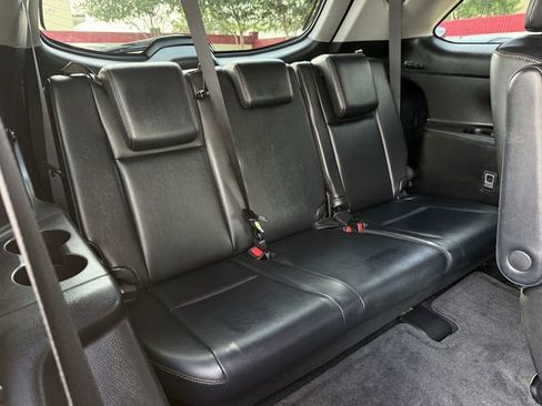 Used 2018 Toyota Highlander XLE FWD image 33