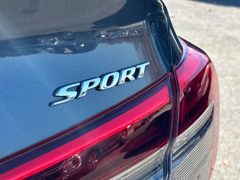 Used 2023 Honda Civic Sport image 14