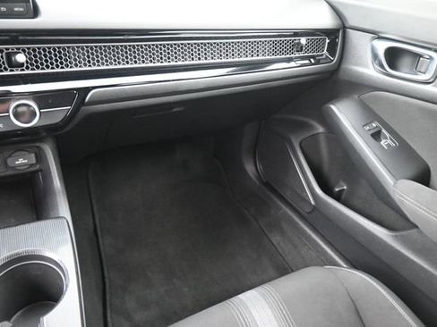 Used 2022 Honda Civic Sport image 27