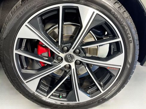 Used 2024 Audi SQ5 Prestige image 33