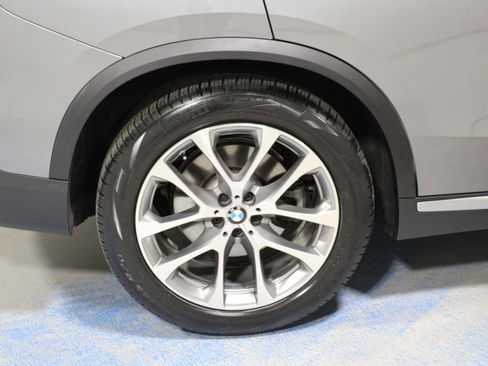 Used 2024 BMW X5 xDrive40i w/ Premium Package AWD/4WD image 41
