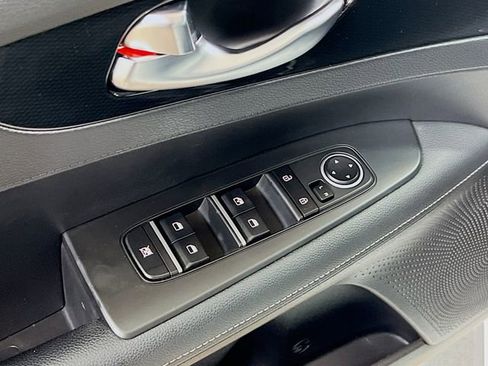 Certified 2023 Kia Forte GT-Line w/ GT-Line Technology Package image 18