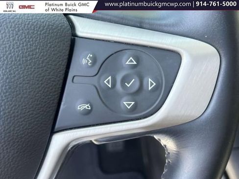 Used 2022 GMC Acadia Denali w/ Denali Technology Package image 23