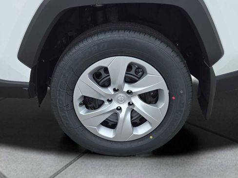 New 2025 Toyota RAV4 LE image 12