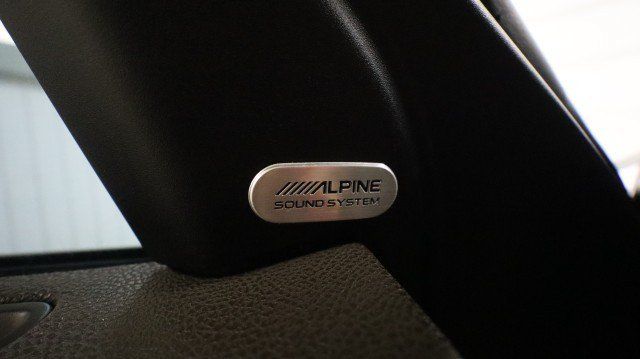 Used 2013 Chrysler 300 C AWD/4WD image 13