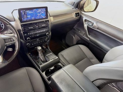 Used 2023 Lexus GX 460 Premium w/ Premium Package AWD/4WD image 30