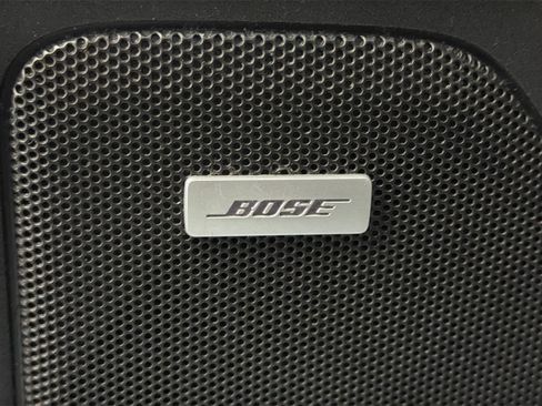 Used 2021 GMC Sierra 1500 Elevation w/ Preferred Package image 19