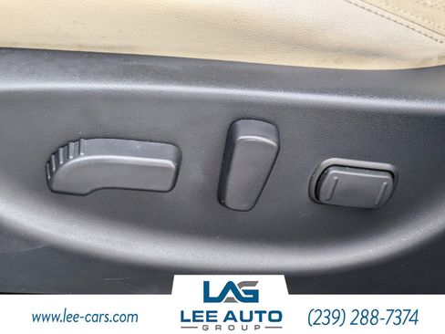 Used 2017 Nissan Maxima Platinum FWD image 16