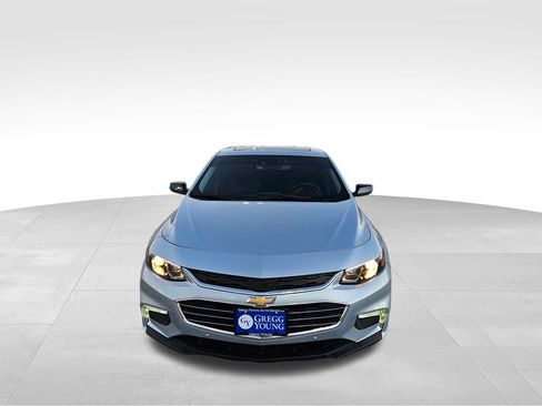 Used 2018 Chevrolet Malibu Premier image 2