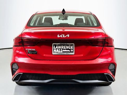 Used 2024 Kia Forte LXS FWD image 5