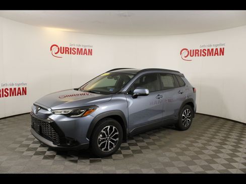 Used 2024 Toyota Corolla Cross AWD Hybrid image 3