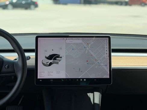 Used 2021 Tesla Model 3 Standard Range Plus RWD image 25