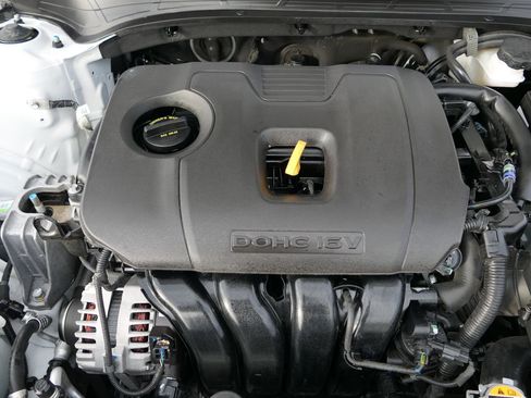 Used 2023 Kia Forte LXS image 29