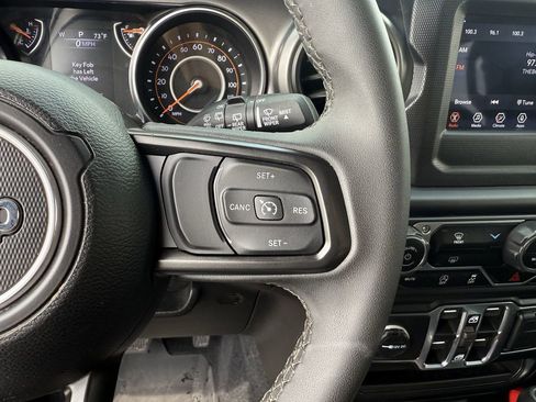 Used 2023 Jeep Wrangler Sport S image 15