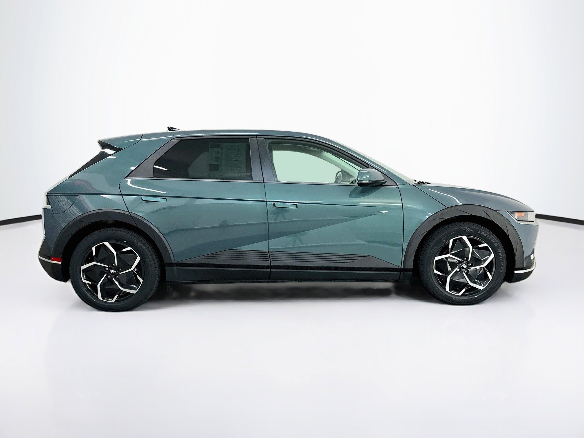 Used 2024 Hyundai Ioniq 5 SEL AWD/4WD image 10