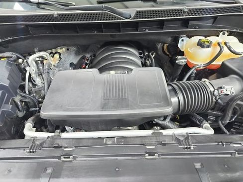 Used 2025 GMC Yukon Denali AWD/4WD image 18